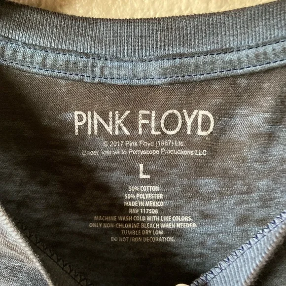 Pink Floyd Dark Side Graphic Tee - Black - Picture 3 of 10